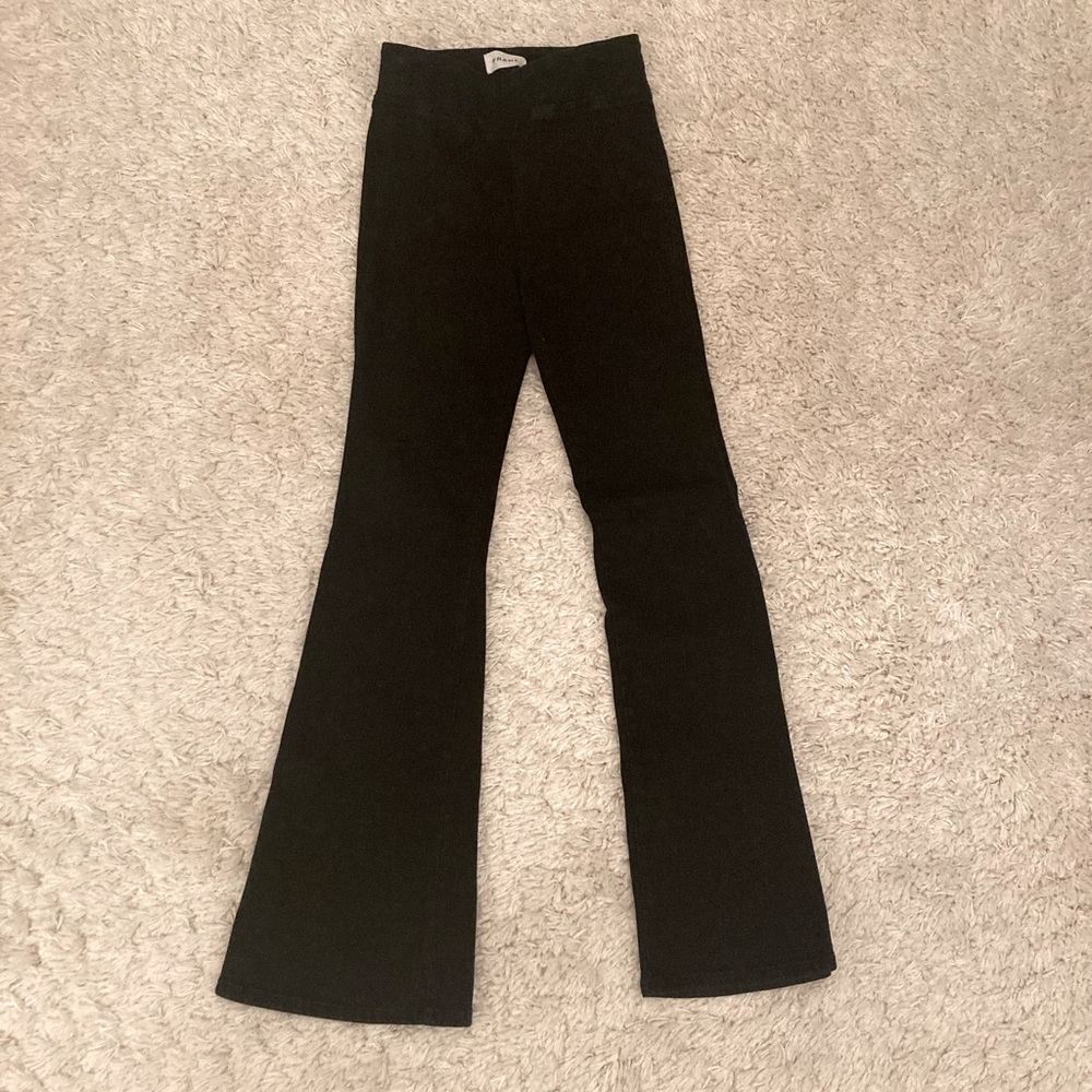 Frame Denim black high rise flare Jetset stretch jeans, NWT, fit sizes 25-29